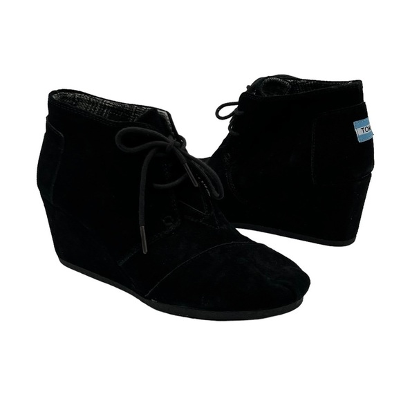 TOMS Black Suede Desert Wedge Ankle Booties Size 9 Women's - Picture 1 of 8